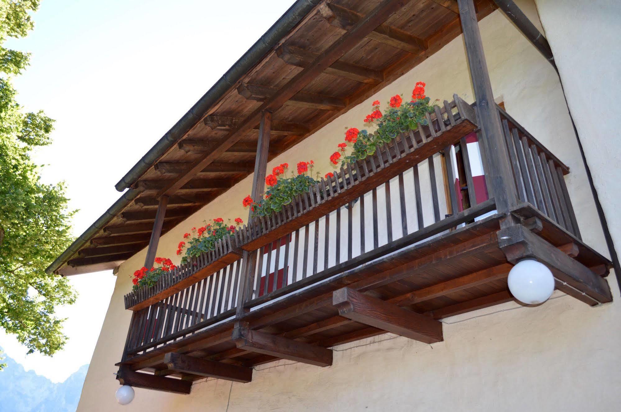 Hotel Zur Kirche Magre all' Adige Exterior photo